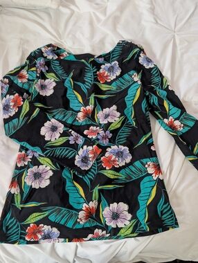 Old Navy Black Tropical Floral Rash guard